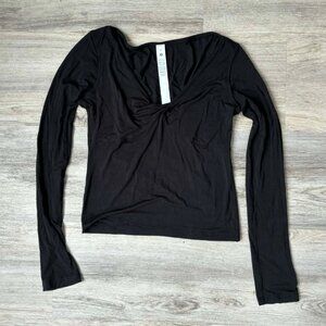 Lululemon Modal-Silk Blend V-Neck Long-Sleeve Shirt - Black